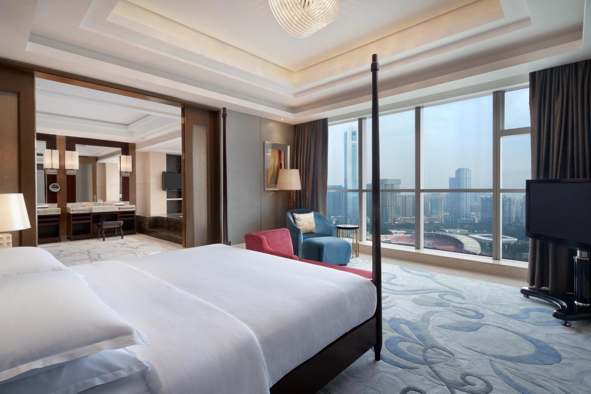 Sheraton Guangzhou Hotel-Fully Upgraded In Cbd-Free Canton Fair Shuttle Bus And Registration Counter Екстериор снимка